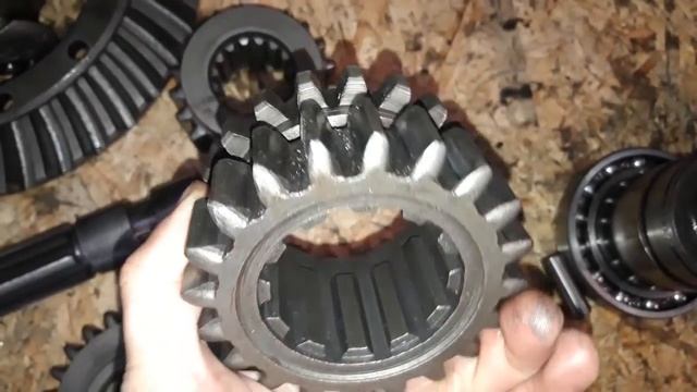 МТЗ-82, ремонт КПП ч. 5. очередной "сюрприз" смотреть онлайн