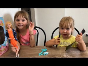 Гравюра и кукла с сюрпризом