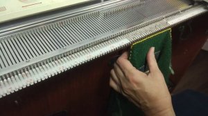 Платье большого размера вяжем на машине. Мастер-класс для опытных мастериц.
