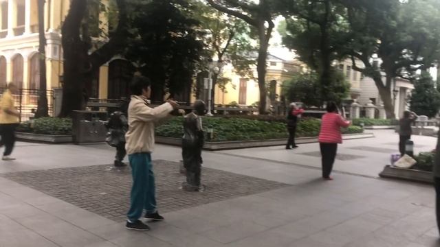 Шамянь остров в центре города Гуанчжоу смотреть онлайн