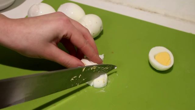 RUSSIAN OLIVIER SALAD RECIPE || Рецепт: Салат Оливье
