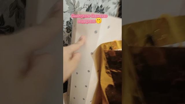 ||Ого!!Сколько подарков?||Мне даже подарили ЛЕГО friends?|| смотреть онлайн