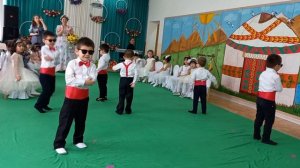 Для мальчиков танец. 8 марта. Ұл балдарға би 8 наурызға