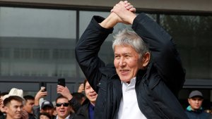 Бывший президент Кыргызстана Алмазбек Атамбаев освобожден из колонии