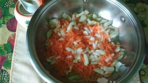 Жареная пекинская капуста с яйцом