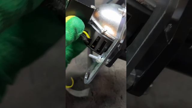 В работе Audi A3 III (8V) заменa штатной ксеноновой оптики на светодиодный модуль PHANTOM от OPTIMA💥