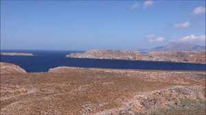Крит - остров, омываемый 3 морями.