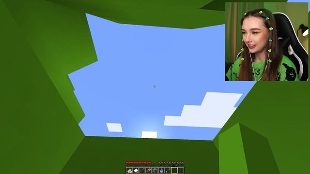 как Я СМОГЛА СПРЯТАТЬСЯ?! ? ЦВЕТНЫЕ ПРЯТКИ в Майнкрафт смотреть онлайн