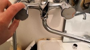 Горячая вода из холодного крана! Что делать?