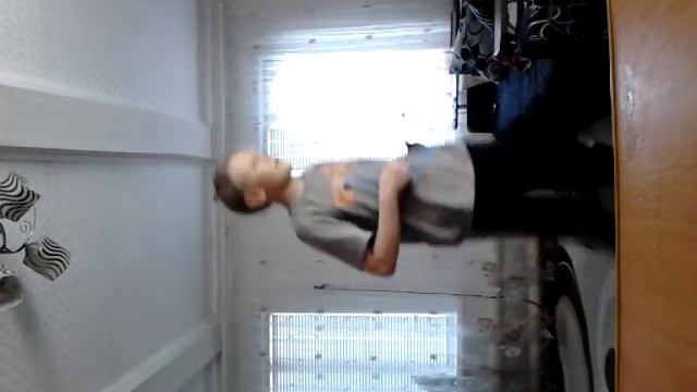 Как научится садится на шпагат за 1ну неделю смотреть онлайн