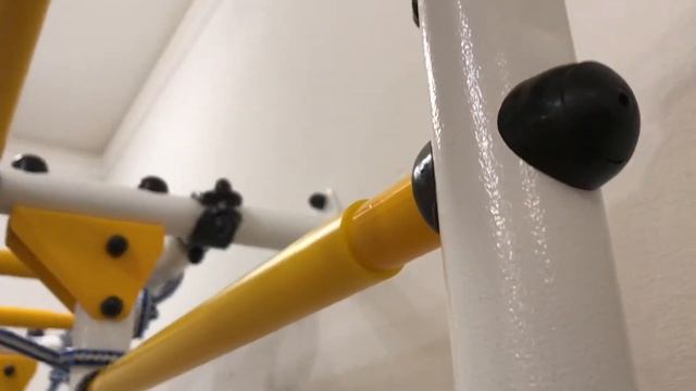 Шведская стенка с рукоходом и сеткой смотреть онлайн