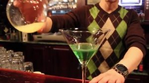 Как приготовить коктейль «Зеленый Мексиканец»