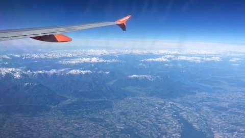 Easy Jet London Gatwick (LGW) to Rhodes (RHO) - Full Flight