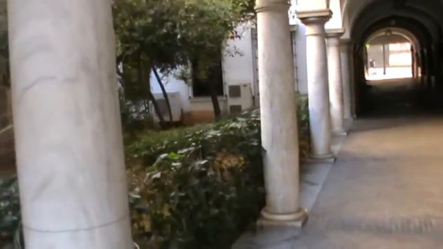 ИСПАНИЯ: Дворик в городе Севилья... Испания Spain Seville смотреть онлайн