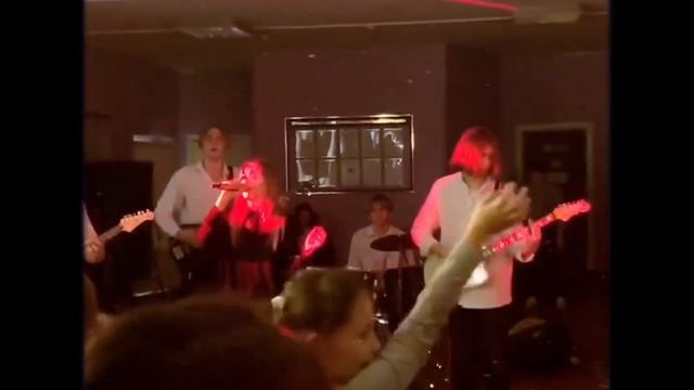 VLOG ШКОЛЬНИКОВ СОСТОЯЩИХ В РОК ГРУППЕ смотреть онлайн