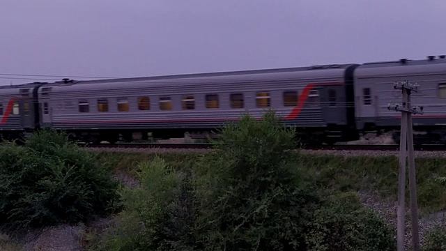 Пассжирский поезд Екатеринбург - Симферополь.