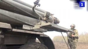 Минобороны показало кадры работы расчётов РЗСО «Смерч»