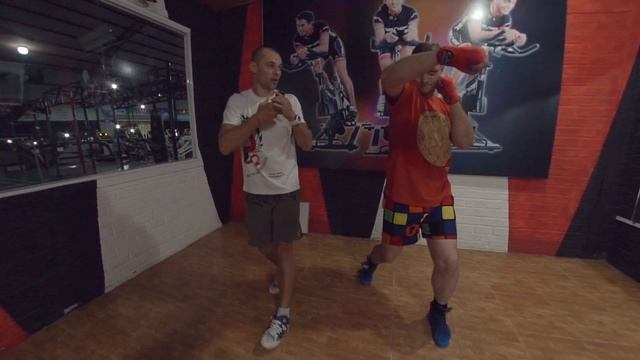 СТАВИМ БОКОВОЙ УДАР смотреть онлайн