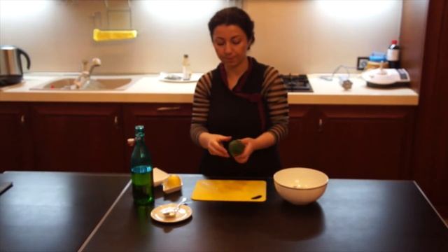 Гуакамоле - соус из авокадо! Мексиканский соус ! смотреть онлайн