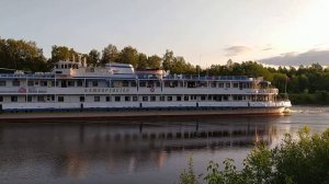 Теплоход "Башкортостан" Канал имени Москвы 10.06.2023