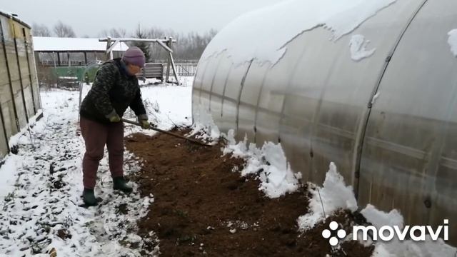 МИНИ-ФЕРМА!РАБОТЫ ПРОДОЛЖАЮТСЯ!ОРГАНИЧЕСКОЕ ЗЕМЛЕДЕЛИЕ!ЧИЩУ КУРЯТНИК ,УКРЫВАЮ ЦВЕТЫ И ЧЕСНОК!КАСПЕР смотреть онлайн