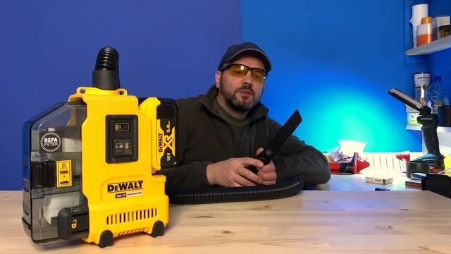 Аккумуляторный пылесос Dewalt DWH 161 - Краткий обзор смотреть онлайн