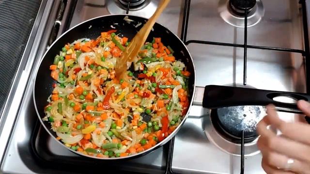 Fried rice recipe,How to make vegetable fried rice recipe, munni's world uk