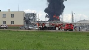 Возгорание на нефтебазе в Темрюкском районе: специалисты Роспотребнадзора взяли пробы воздуха в райо