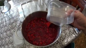 ЗАМОРОЗКА МАЛИНЫ С САХАРОМ.