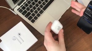 Как подключить новый зарядный кейс от AirPods к наушникам?