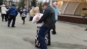 ТАНЦЫ В ПАРКЕ ГОРЬКОГО/РЕТРО ПАРК/ХАРЬКОВ/Dancing/ФЕВРАЛЬ 2022??
