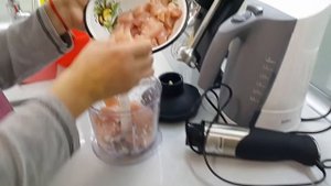 Испытание блендера  Gorenje HBX884QE Рубим мясо в хлам!!!