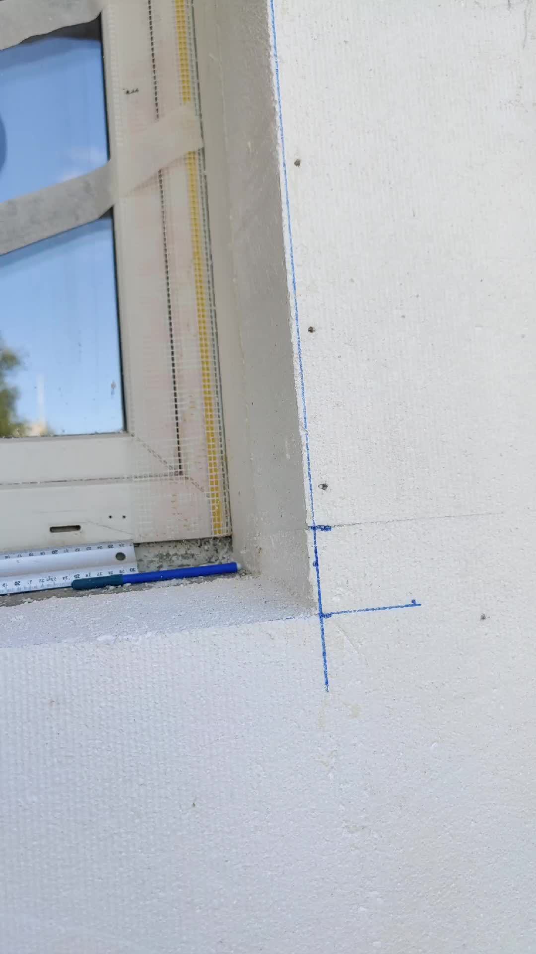 Зашкуривание оконных откосов перед устройством Базового Армирующего Слоя СФТК Мокрый Фасад с ППС16ф смотреть онлайн