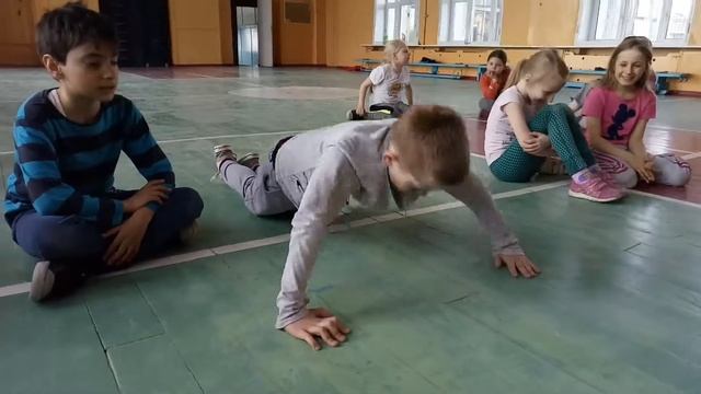 Романюк Кирил Максимович. Отжимания 51 раз. Тест ОФП. Мурманск смотреть онлайн