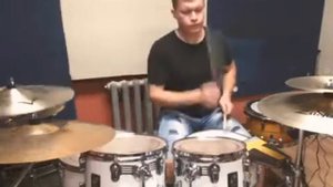«Смотри!» (Ария Drum Cover), альбом «Генератор зла»