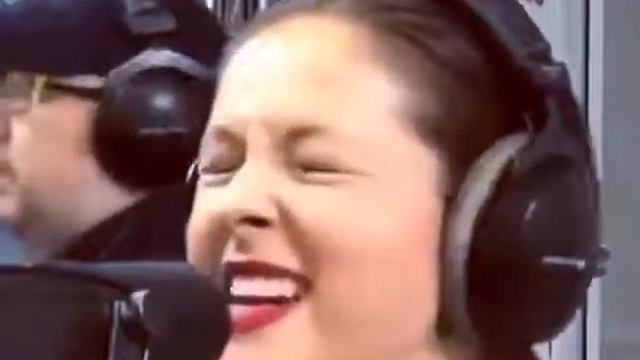 Милый голосок!😃 смотреть онлайн