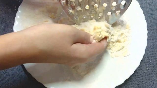 Пирог с  персиками