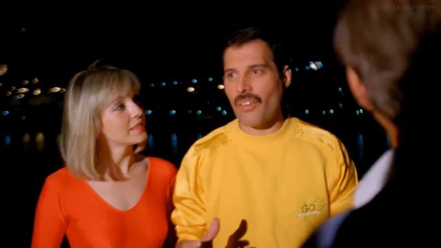 Queen - Cool Cat (Official Video) смотреть онлайн