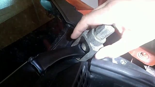 Vesta 21г. Установка сетки в воздухозаборник. смотреть онлайн