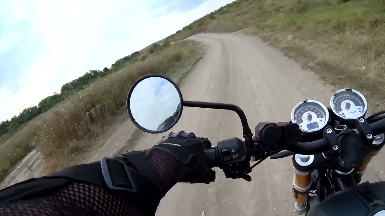 Racer RС250CK-A Triumph. Покатался ближе к концу обкатки по горкам, гравийкам, полям, асфальту. 18+ смотреть онлайн