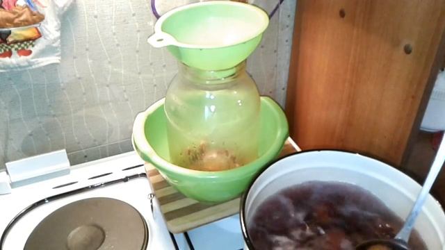 Компот из сливы