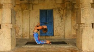 Ekaterina Yastrembskaya. Ashtanga yoga demonstration