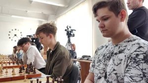 Сергей Карякин вместе с мэром Сергеем Серебренниковым открыл в Братске шахматную школу