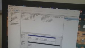 Installing a Seagate Barracuda 2TB Internal Hard drive - 3.5 inch