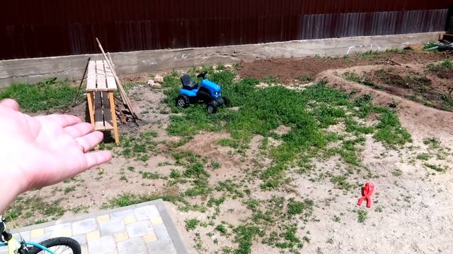 vlog ?? наш УЧАСТОК и ПЛАНЫ на него  добываем ПЕСОК  МАЙНКРАФТ вышиваю   куриные отбивные