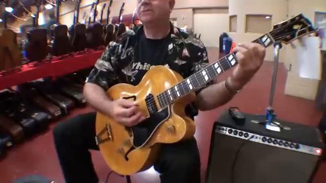 1954 Gibson P-90 Guitar at The SF Bay Area World Guitar Show - 7 - 31 - 2010 смотреть онлайн