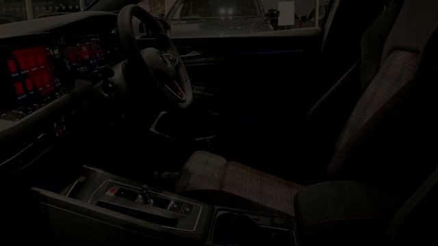 New Volkswagen Golf Mk8 GTI 245 PS DSG Automatic 5 door смотреть онлайн