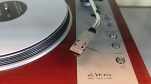 Винтажный виниловый проигрыватель Victor JL-B41