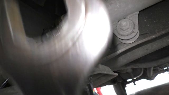 Замена рулевых наконечников и тяг. Мерседес Спринтер смотреть онлайн