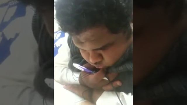 Ruben Sleeping in class смотреть онлайн